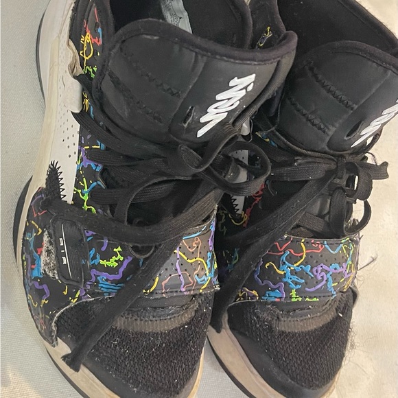 The Jordan Zion 2 (GS) Noah boys youth black white multi sneakers shoes - Picture 5 of 12